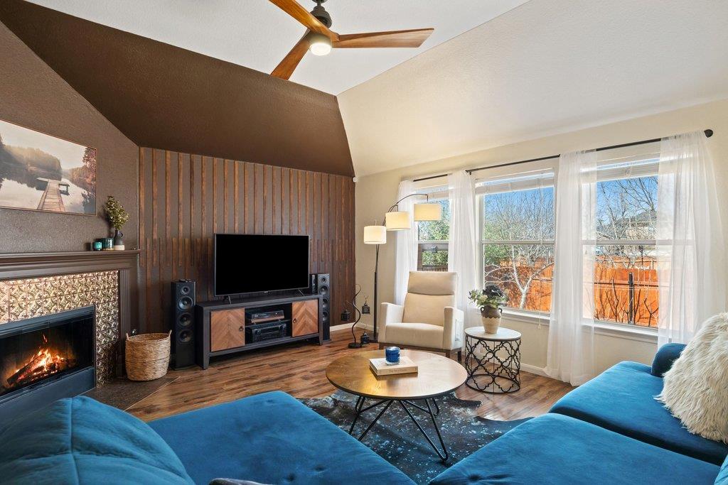 Single Family Residence