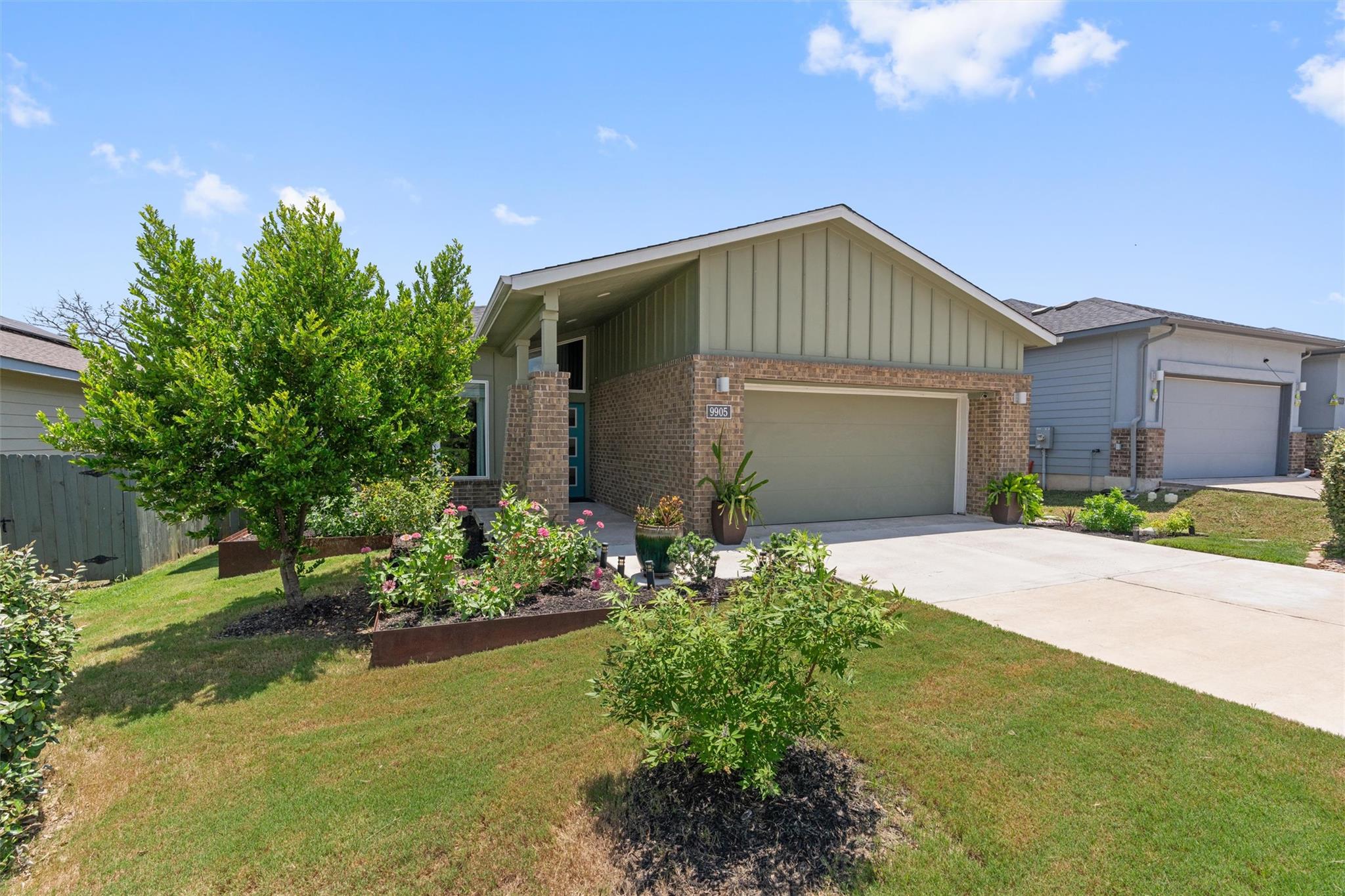 Single Family Residence