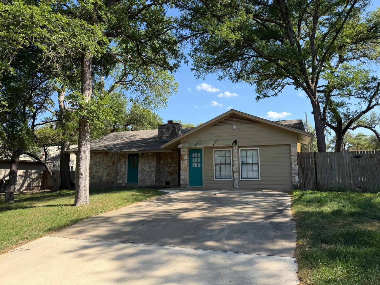 Single Family Residence