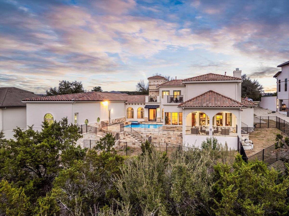 Single Family Residence