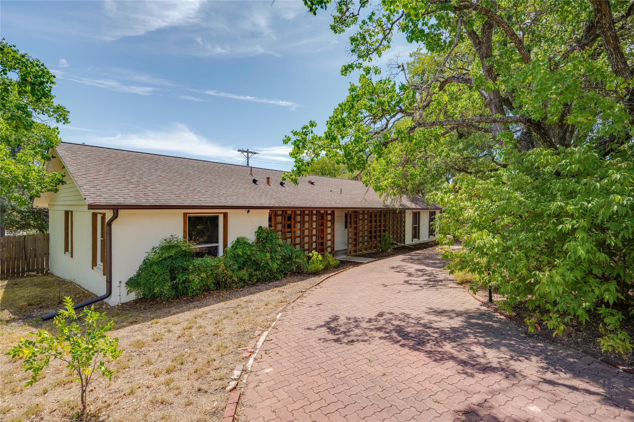 Single Family Residence