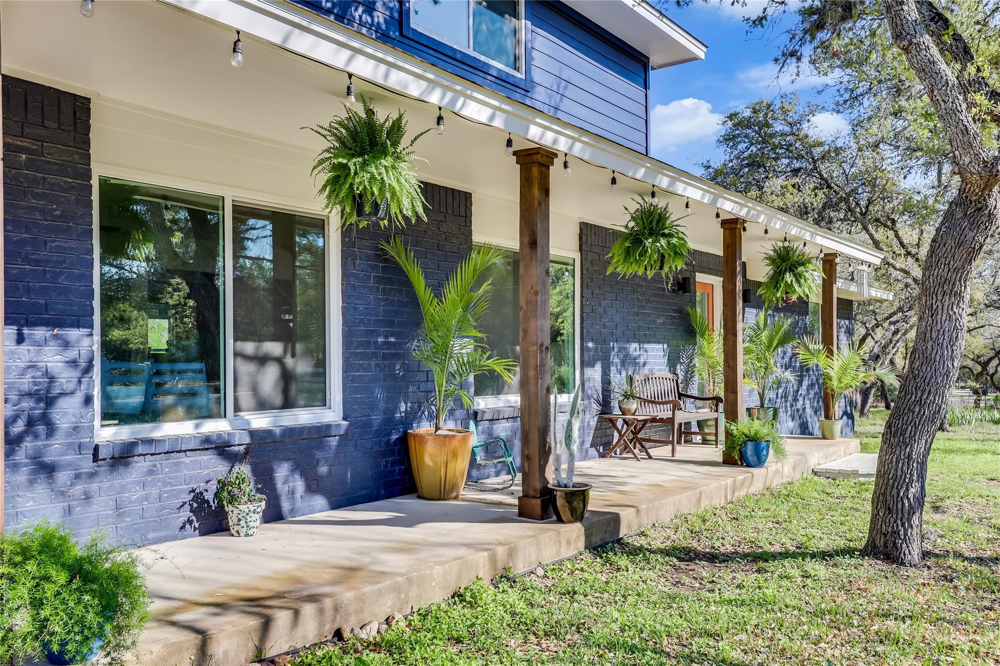 Single Family Residence