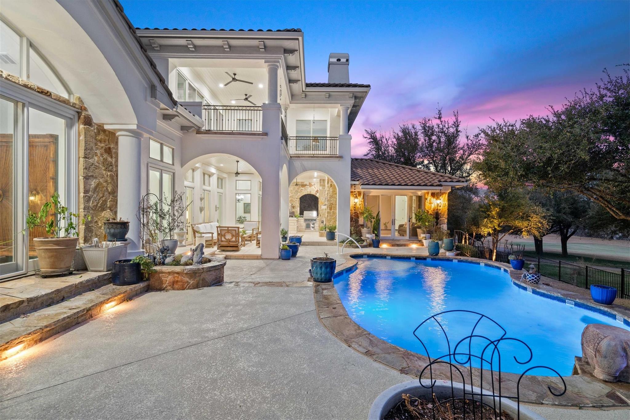 Single Family Residence