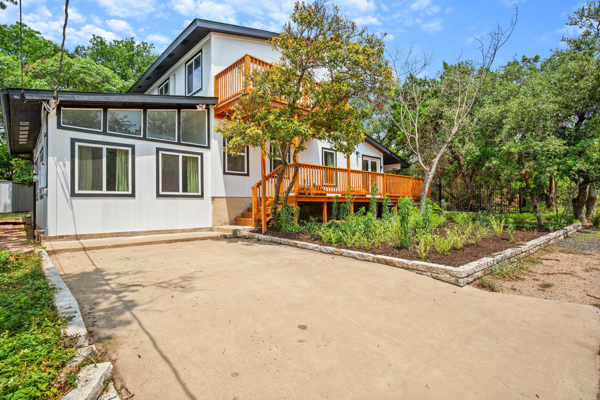 Single Family Residence