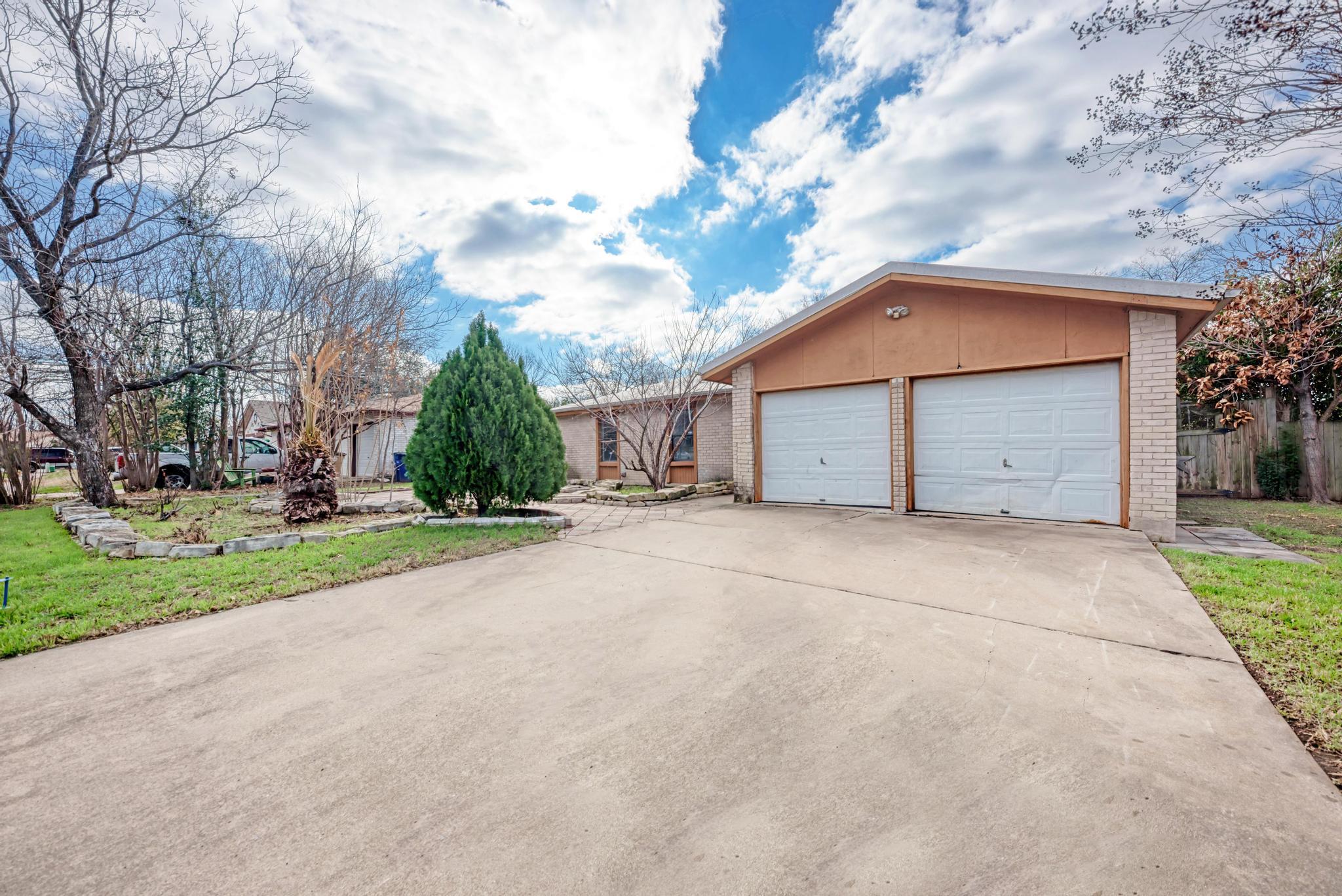 Single Family Residence