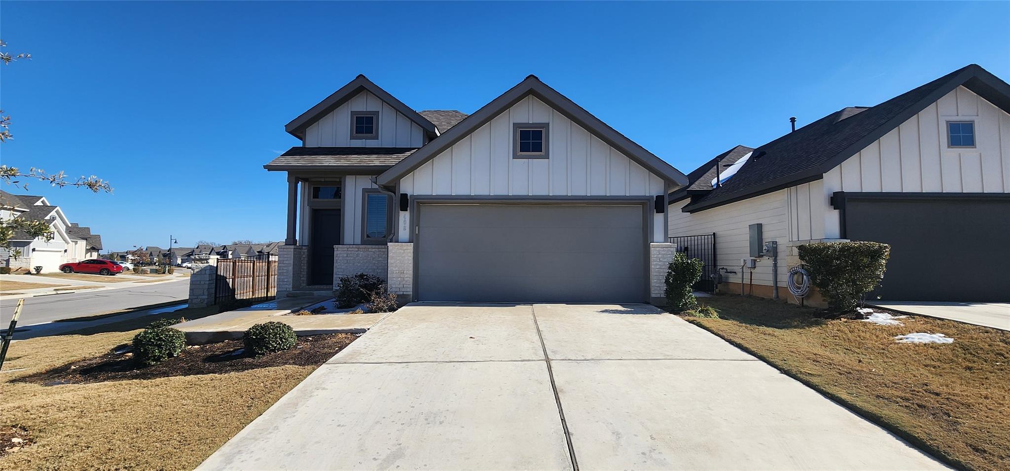 Single Family Residence