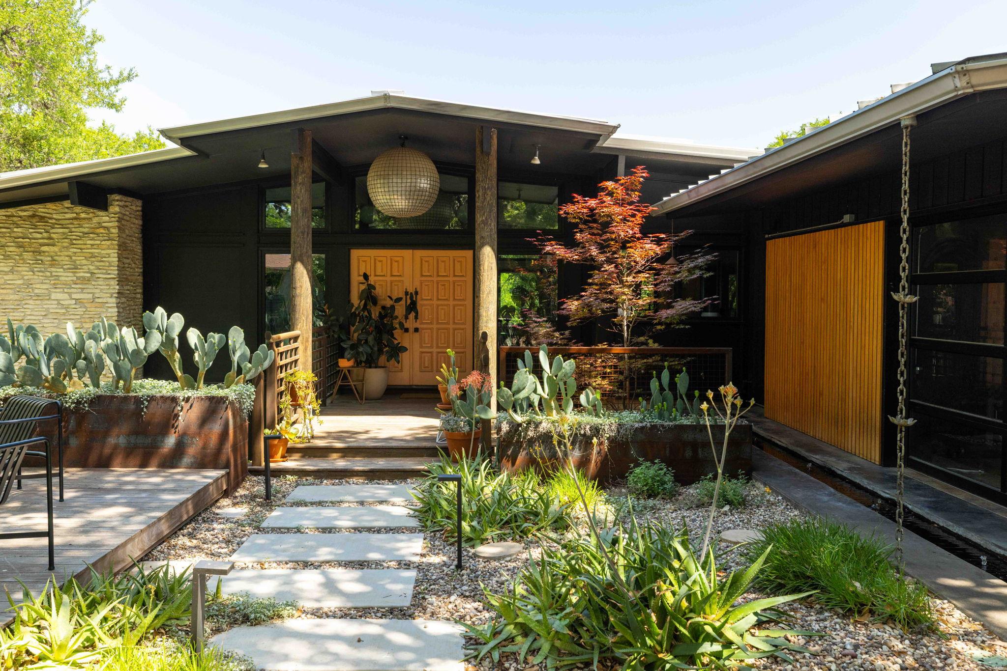 Single Family Residence