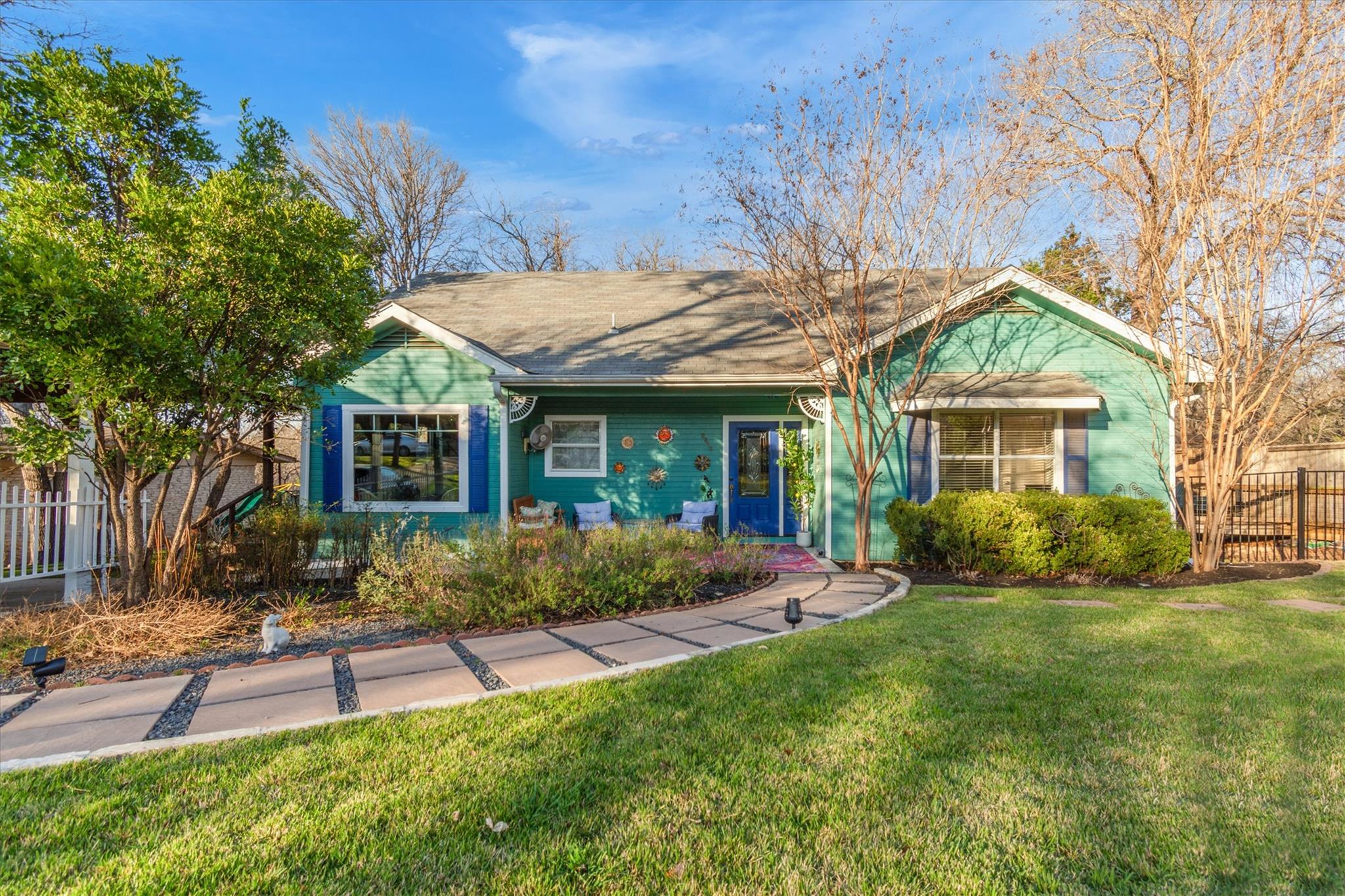 Single Family Residence