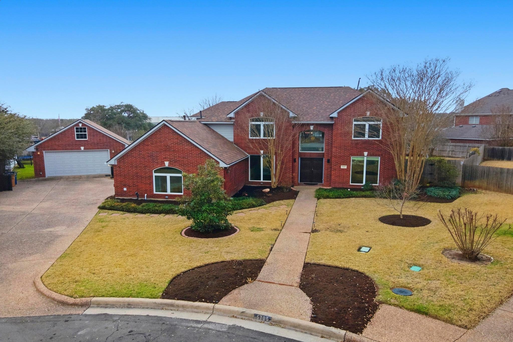 Single Family Residence