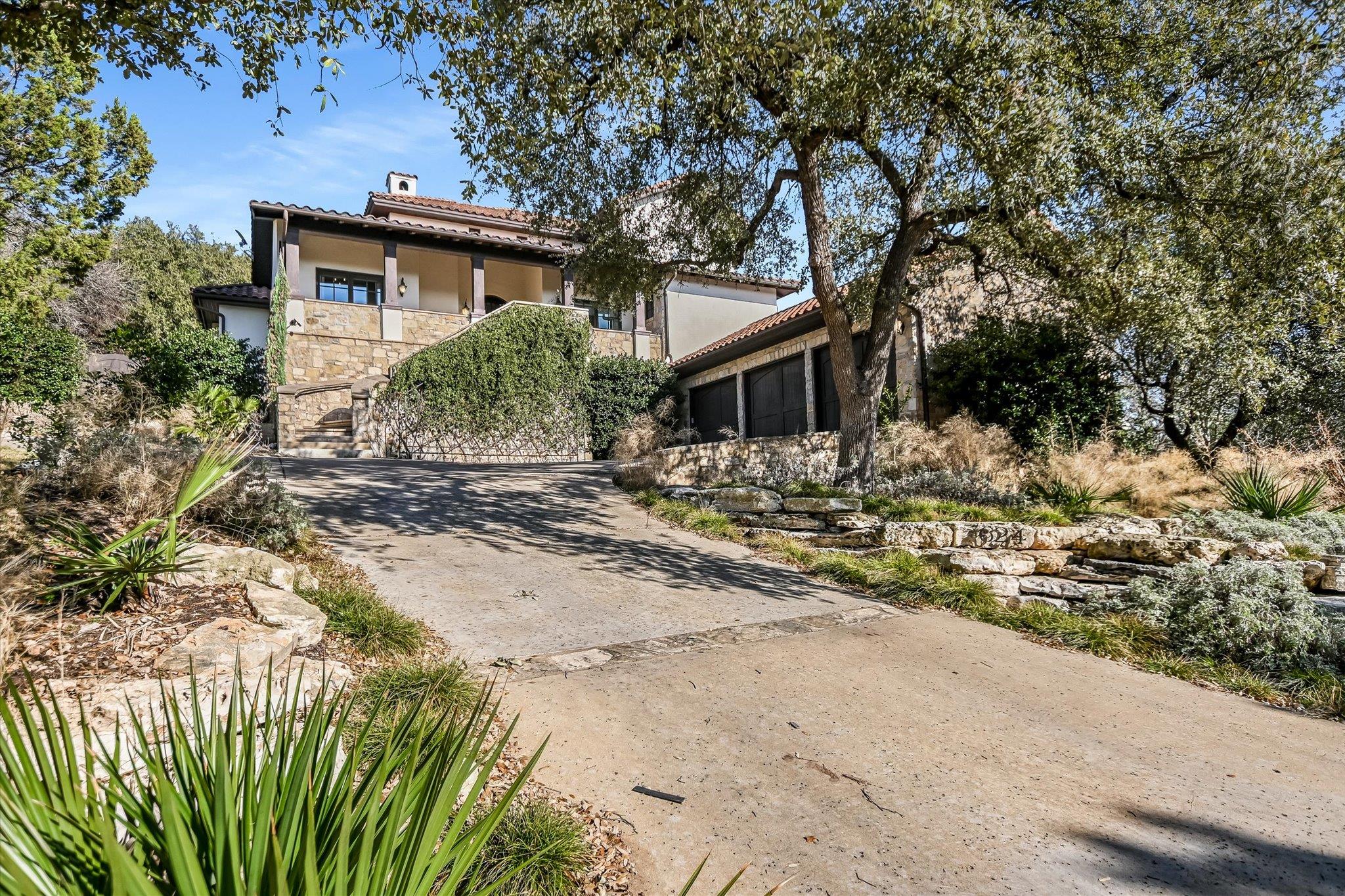 Single Family Residence