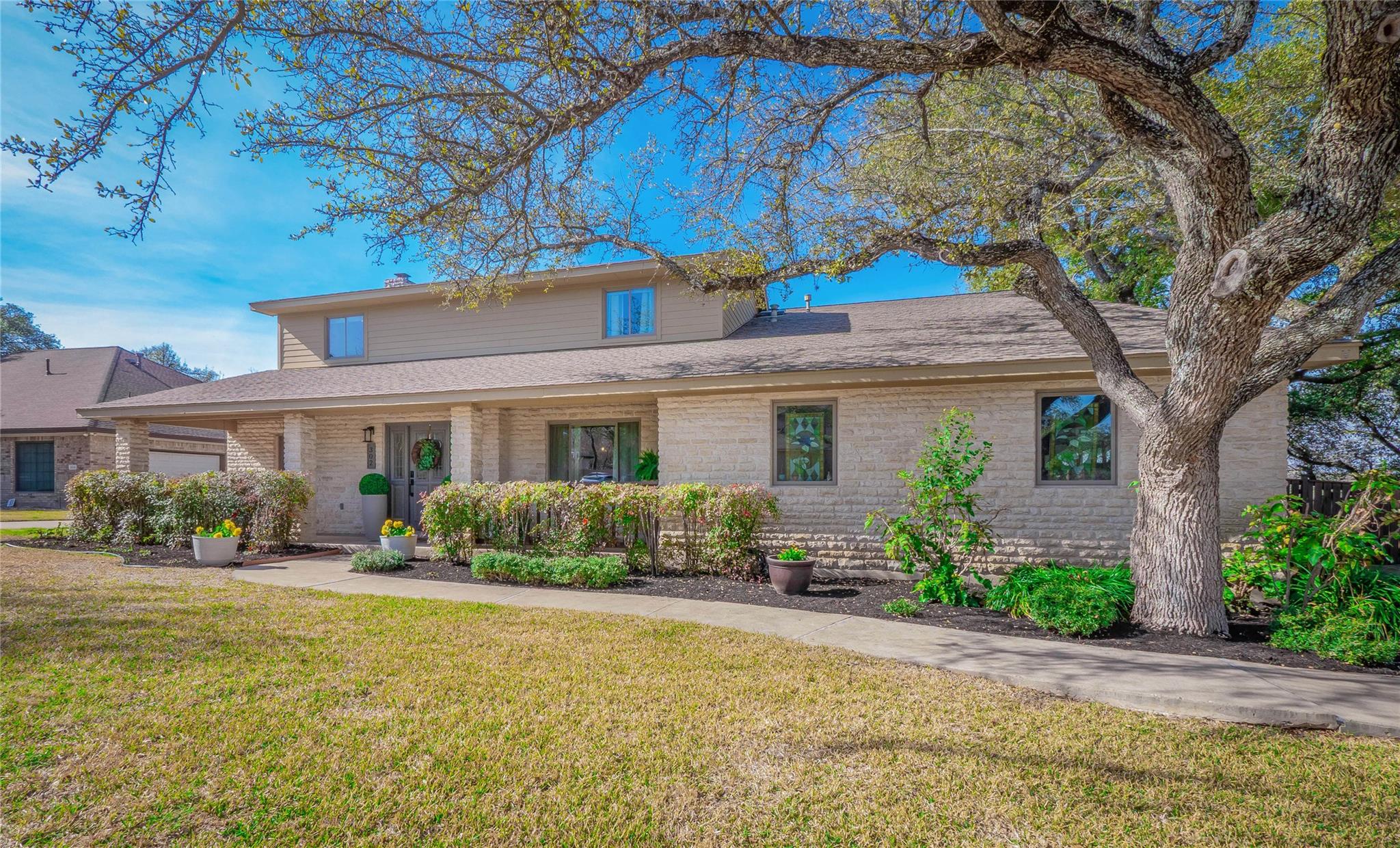 Single Family Residence