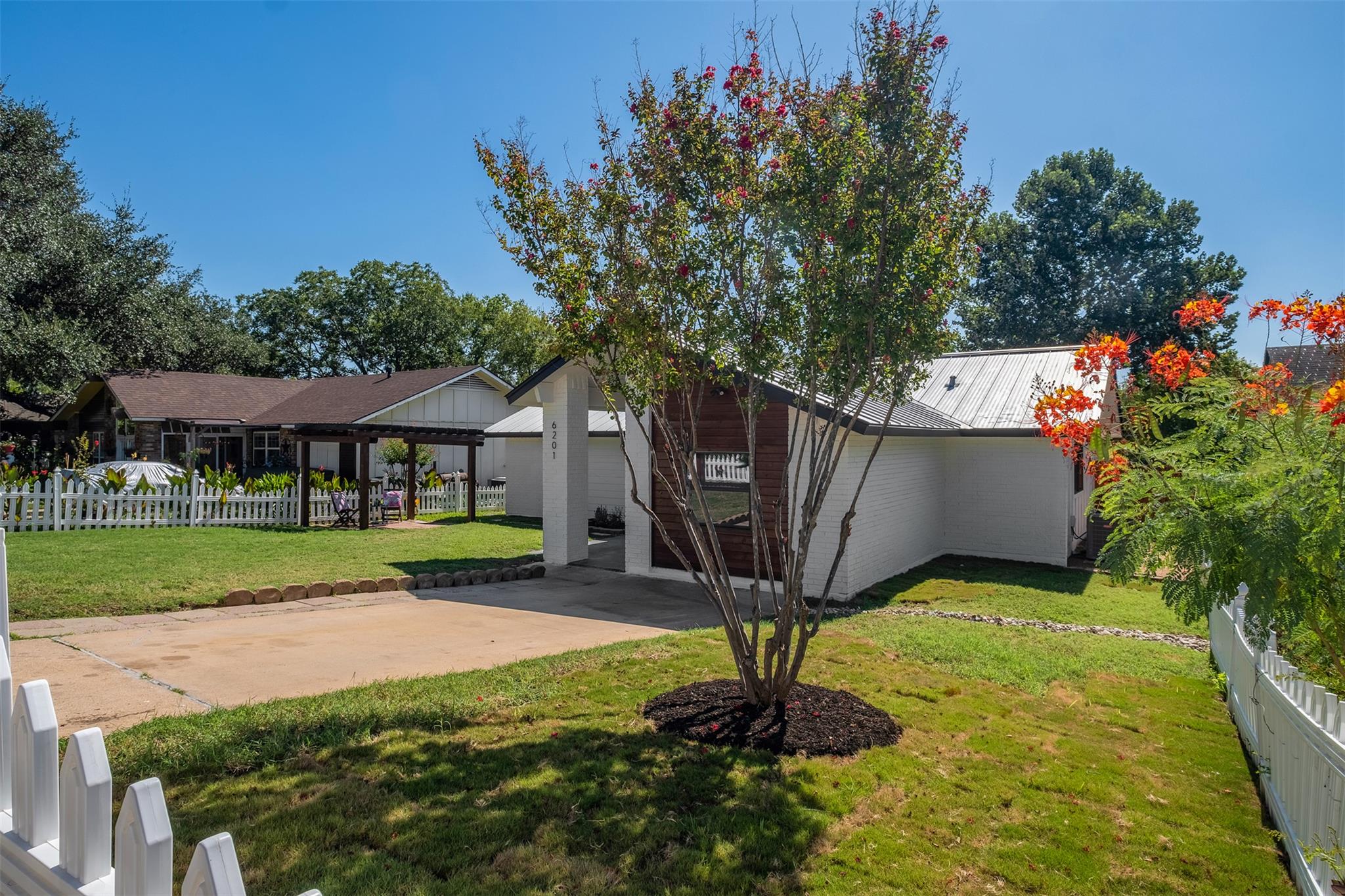 Single Family Residence